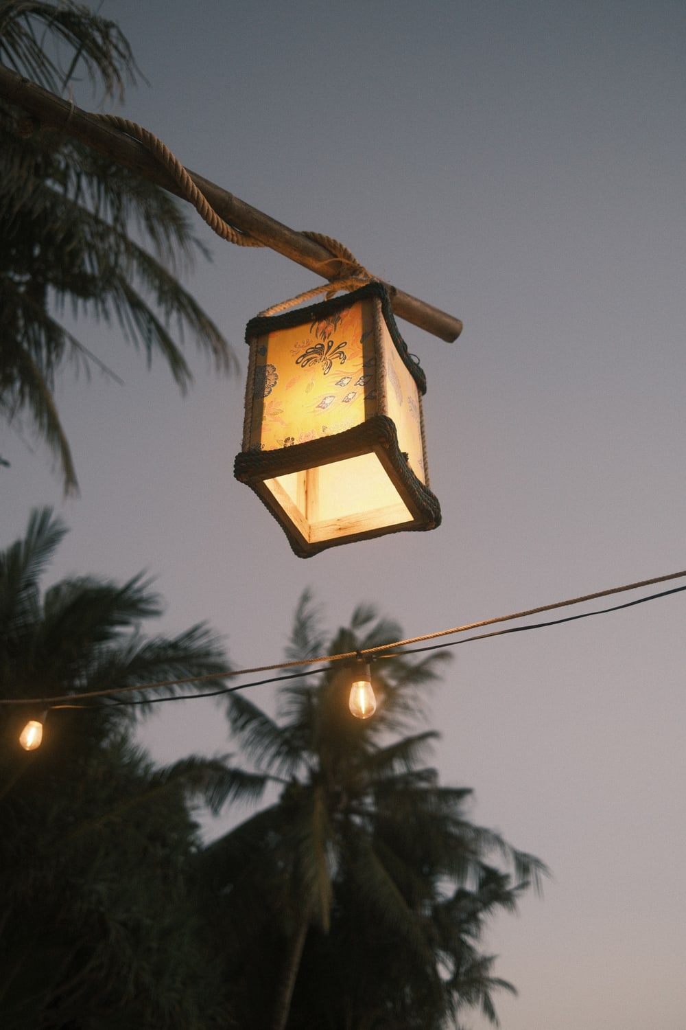 Laterne im Abendlicht